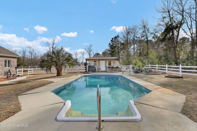 496 Captain Beam Boulevard, Hampstead, NC 28443