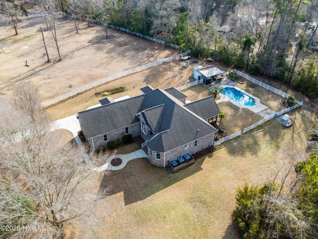 496 Captain Beam Boulevard, Hampstead, NC 28443
