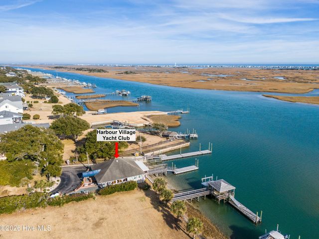 496 Captain Beam Boulevard, Hampstead, NC 28443