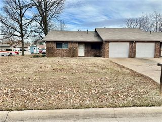 3507 W Beechwood Drive, Rogers, AR 72756