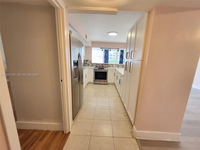 501 Three Islands Blvd 310, Hallandale Beach, FL 33009