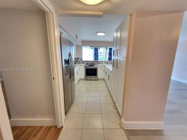 501 Three Islands Blvd 310, Hallandale Beach, FL 33009