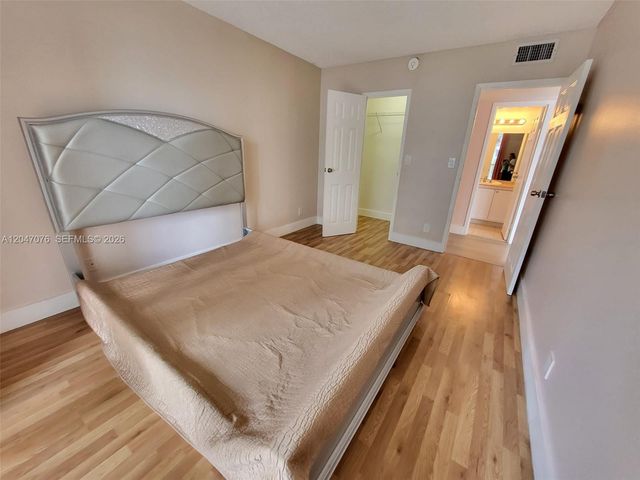 501 Three Islands Blvd 310, Hallandale Beach, FL 33009