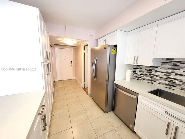 501 Three Islands Blvd 310, Hallandale Beach, FL 33009