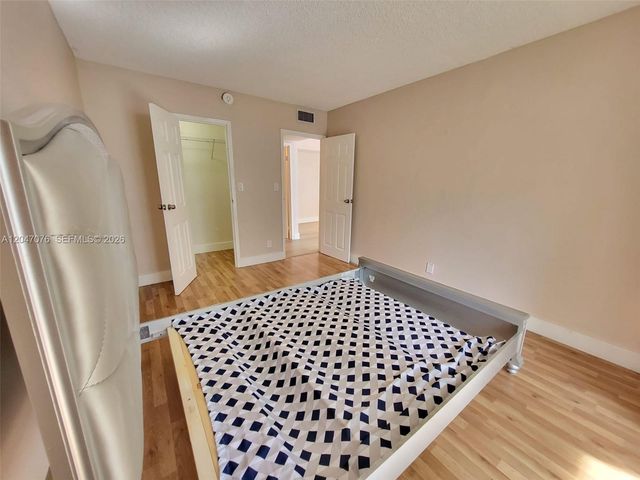 501 Three Islands Blvd 310, Hallandale Beach, FL 33009