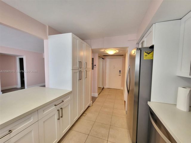 501 Three Islands Blvd 310, Hallandale Beach, FL 33009