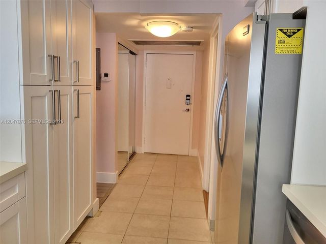 501 Three Islands Blvd 310, Hallandale Beach, FL 33009