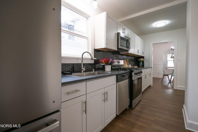1260 Craigwood Road, Toledo, OH 43612