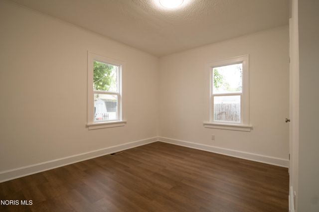 1260 Craigwood Road, Toledo, OH 43612