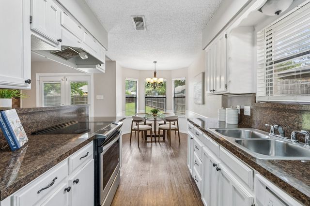 6308 Hunters Glen Drive, Watauga, TX 76148