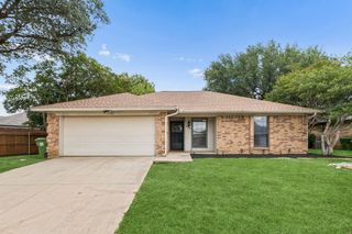 6308 Hunters Glen Drive, Watauga, TX 76148