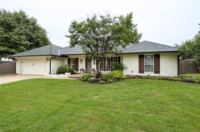3926 Warwick Drive, Norman, OK 73072