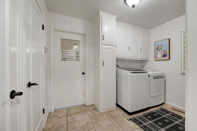 3926 Warwick Drive, Norman, OK 73072
