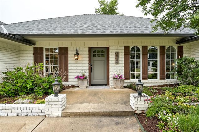 3926 Warwick Drive, Norman, OK 73072