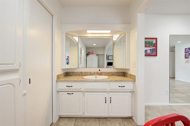 3926 Warwick Drive, Norman, OK 73072