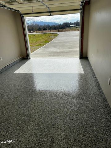 412 Apple Valley Road, Sevierville, TN 37862