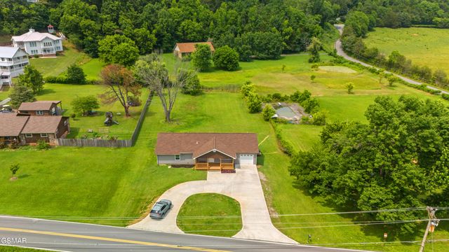 412 Apple Valley Road, Sevierville, TN 37862
