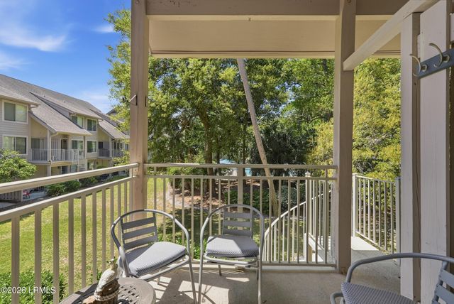 15 Deallyon Ave Apt 9, Hilton Head Island, SC 29928