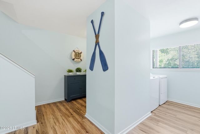 15 Deallyon Ave Apt 9, Hilton Head Island, SC 29928