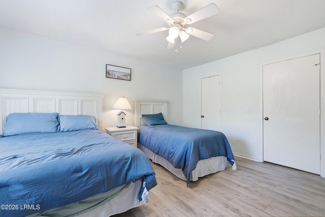 15 Deallyon Ave Apt 9, Hilton Head Island, SC 29928