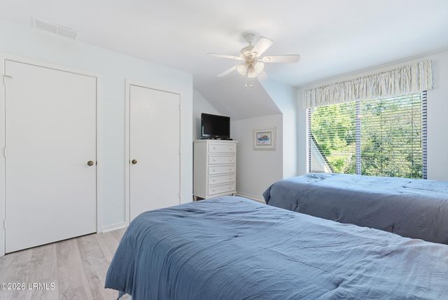 15 Deallyon Ave Apt 9, Hilton Head Island, SC 29928