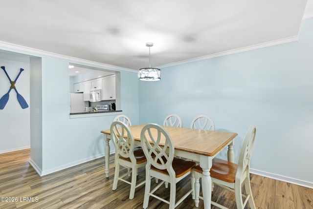 15 Deallyon Ave Apt 9, Hilton Head Island, SC 29928