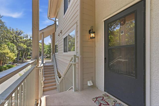 15 Deallyon Ave Apt 9, Hilton Head Island, SC 29928