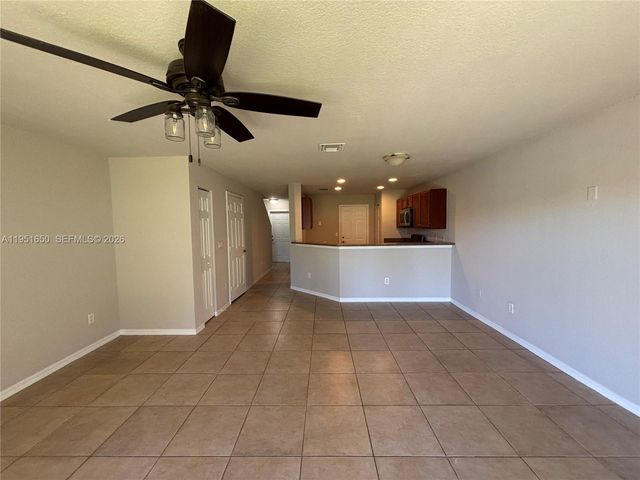 5907 Abbey Rd, Tamarac, FL 33321