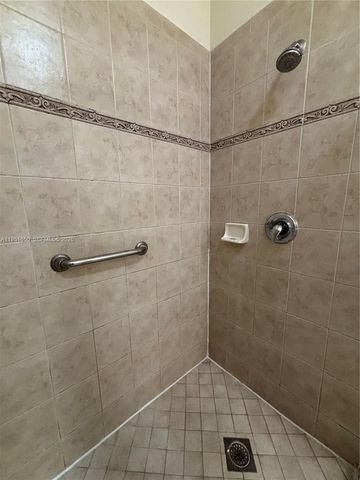 5907 Abbey Rd, Tamarac, FL 33321