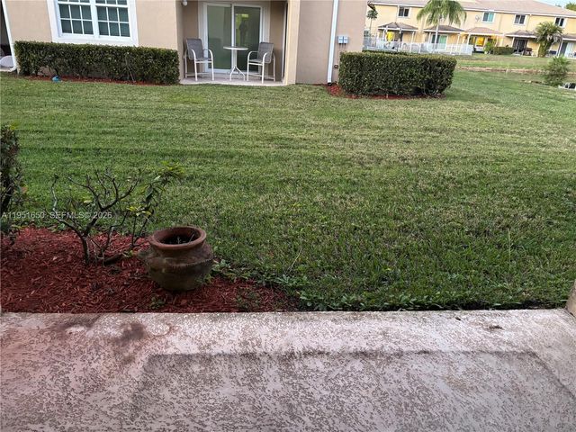 5907 Abbey Rd, Tamarac, FL 33321