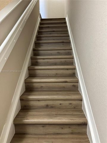 5907 Abbey Rd, Tamarac, FL 33321