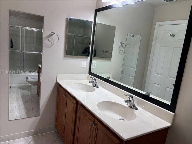 5907 Abbey Rd, Tamarac, FL 33321