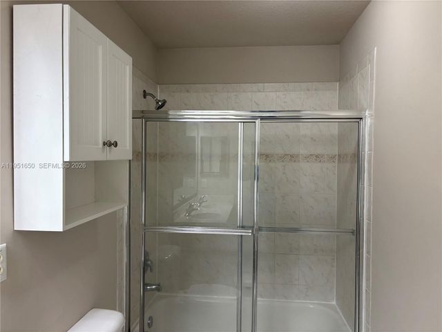 5907 Abbey Rd, Tamarac, FL 33321