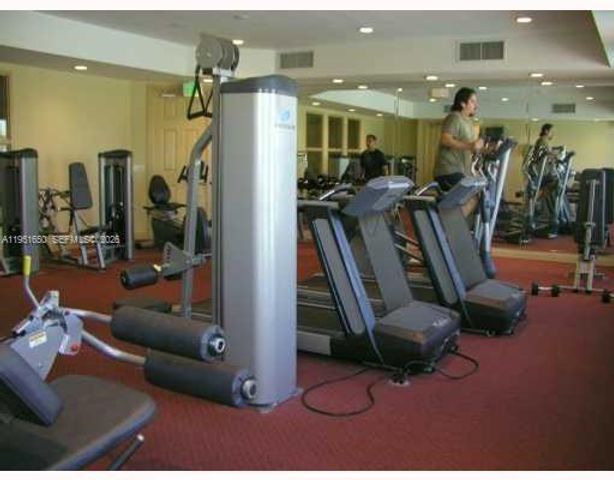 5907 Abbey Rd, Tamarac, FL 33321