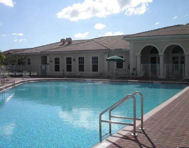 5907 Abbey Rd, Tamarac, FL 33321