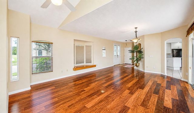 357 FAIRWAY POINTE CIRCLE, Orlando, FL 32828