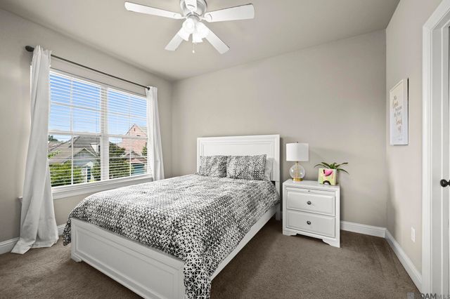 12494 Chartres Dr, Gonzales, LA 70737