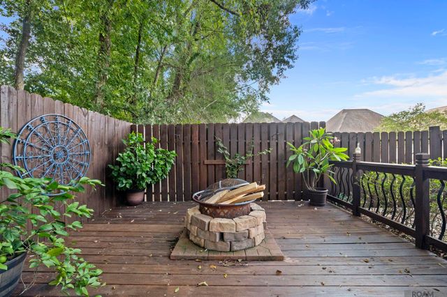 12494 Chartres Dr, Gonzales, LA 70737