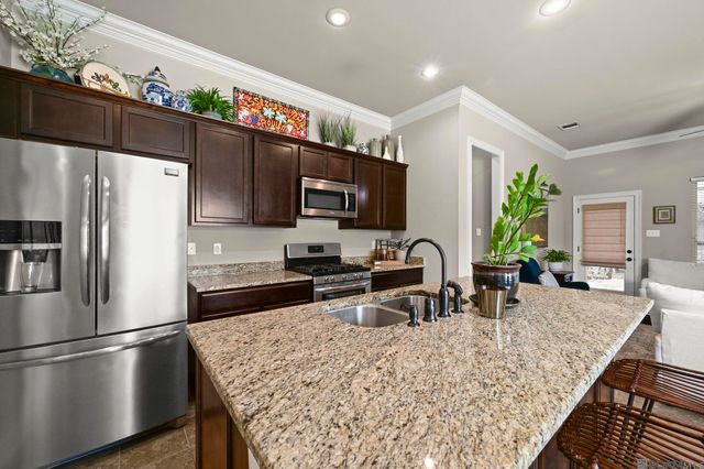 12494 Chartres Dr, Gonzales, LA 70737