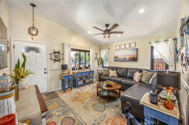 42806 Masonic Drive, Hemet, CA 92544