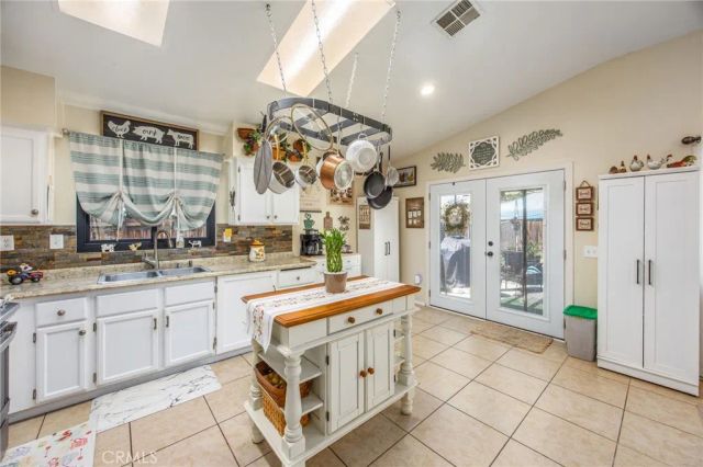 42806 Masonic Drive, Hemet, CA 92544