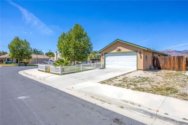 42806 Masonic Drive, Hemet, CA 92544