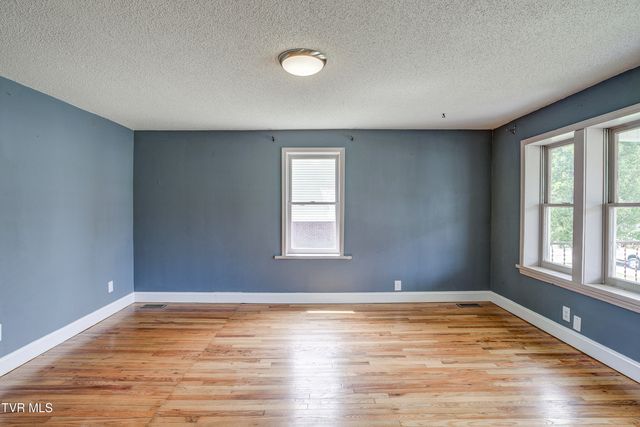 630 Vinton Avenue, Erwin, TN 37650