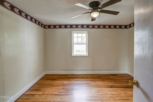 630 Vinton Avenue, Erwin, TN 37650