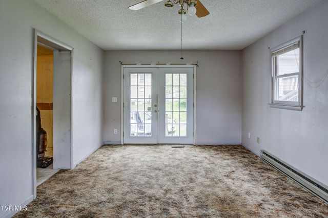 630 Vinton Avenue, Erwin, TN 37650