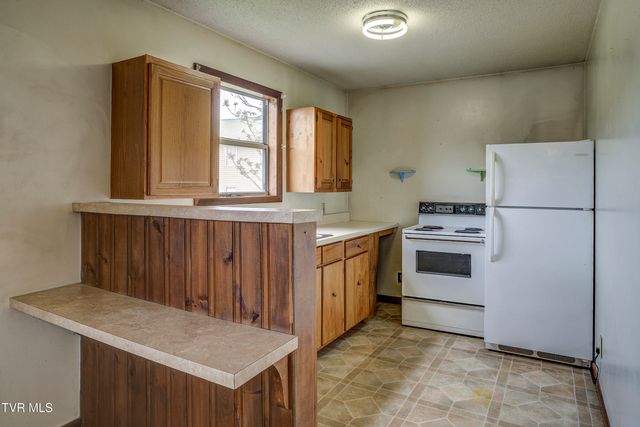 630 Vinton Avenue, Erwin, TN 37650