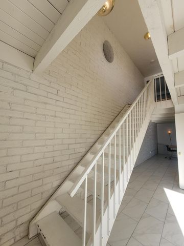 734 Worthington Forest Place, Columbus, OH 43229