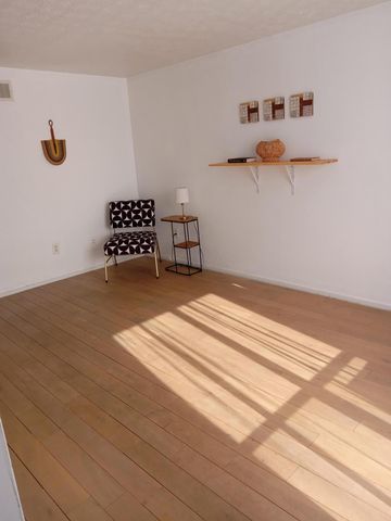 734 Worthington Forest Place, Columbus, OH 43229