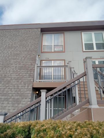 734 Worthington Forest Place, Columbus, OH 43229