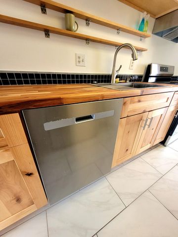 734 Worthington Forest Place, Columbus, OH 43229